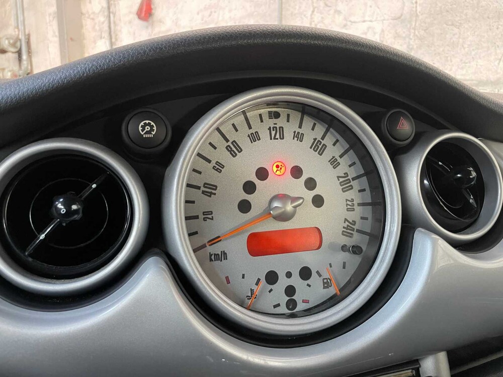 Mini One 1.6 90PS 2002, 7-TGH-18