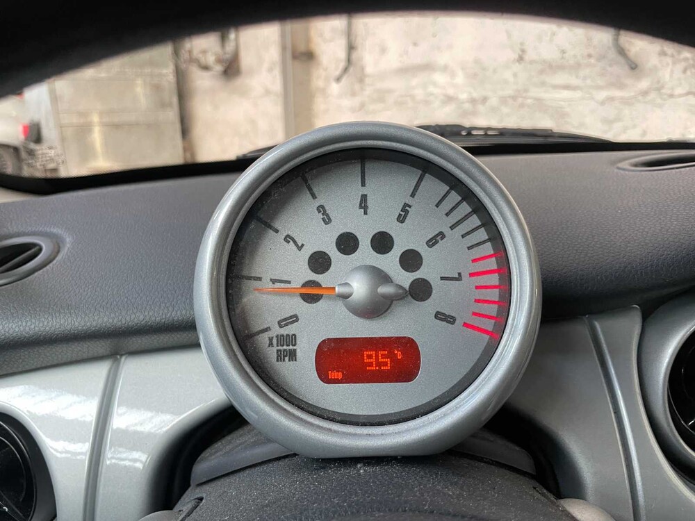 Mini One 1.6 90PS 2002, 7-TGH-18