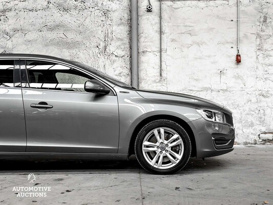 Volvo V60 2.4 D5 Twin Engine Special Edition 163pk 2015, NH-759-L