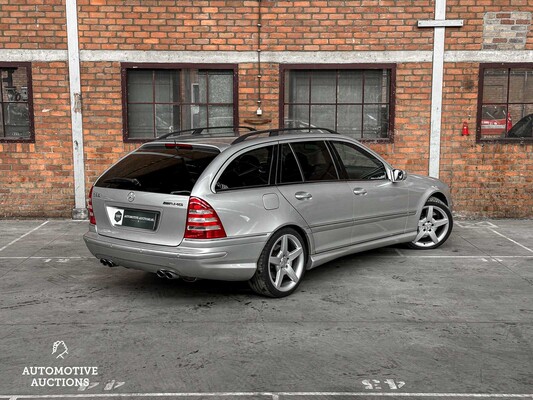 Mercedes-Benz C55 AMG 5.5 V8 367hp 2004 C-Class Combi, GP-367-T