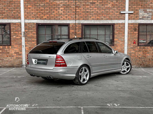 Mercedes-Benz C55 AMG 5.5 V8 367hp 2004 C-Class Combi, GP-367-T