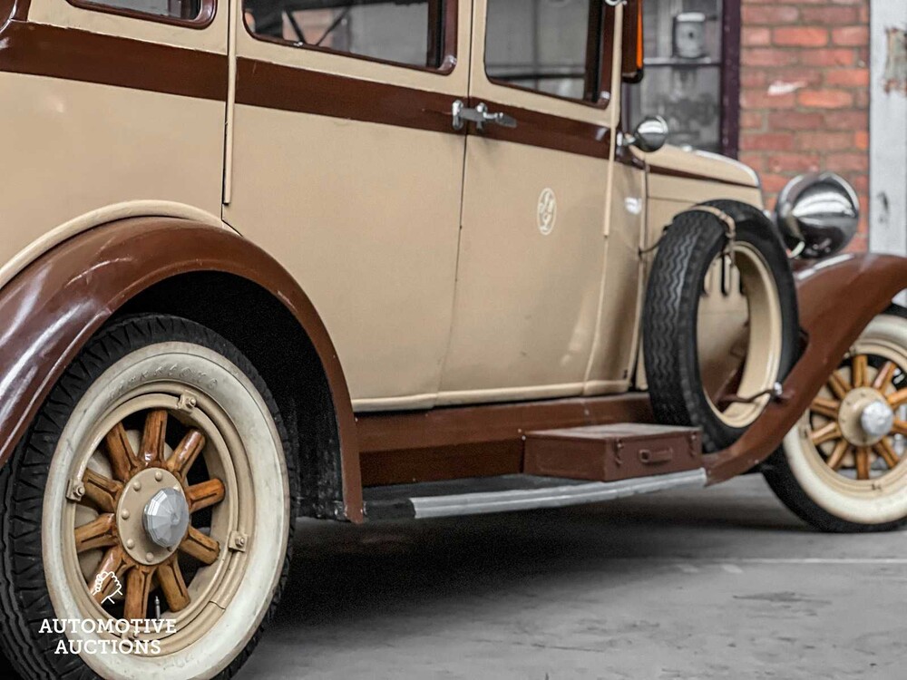 Hudson Great Eight V8 1930, AL-66-24