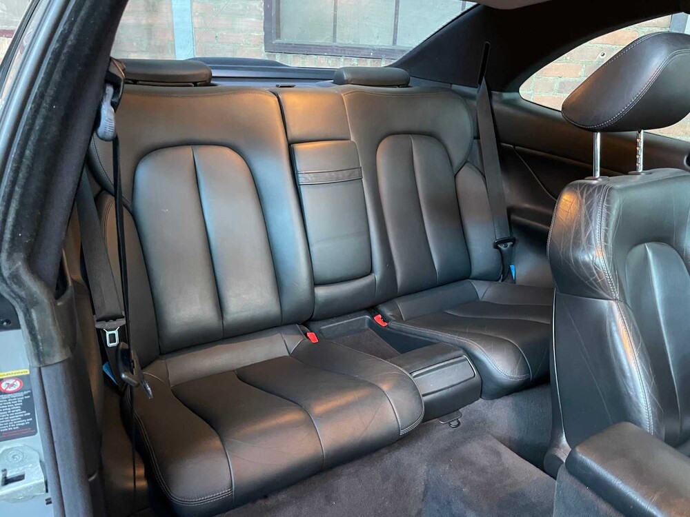 Mercedes-Benz CLK55 AMG 5.5 V8 CLK-klasse Coupé 347pk 2001, G-042-JD -Youngtimer-