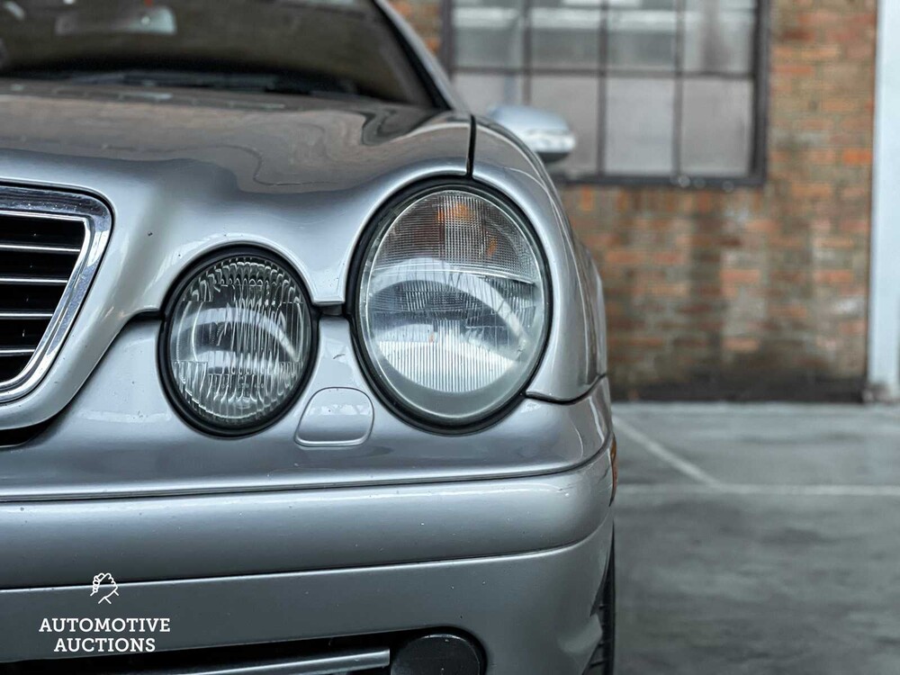 Mercedes-Benz CLK55 AMG 5.5 V8 CLK-klasse Coupé 347pk 2001, G-042-JD -Youngtimer-