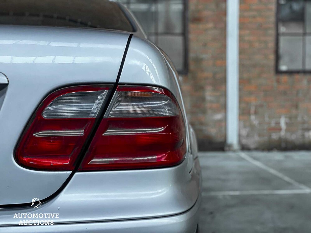 Mercedes-Benz CLK55 AMG 5.5 V8 CLK-klasse Coupé 347pk 2001, G-042-JD -Youngtimer-