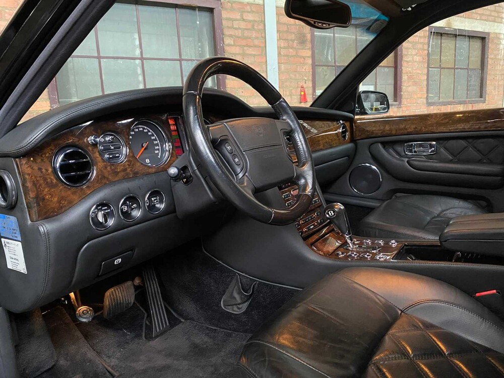 Bentley Arnage 6.8 V8 T 457pk (Facelift) 457pk 2006 YOUNGTIMER