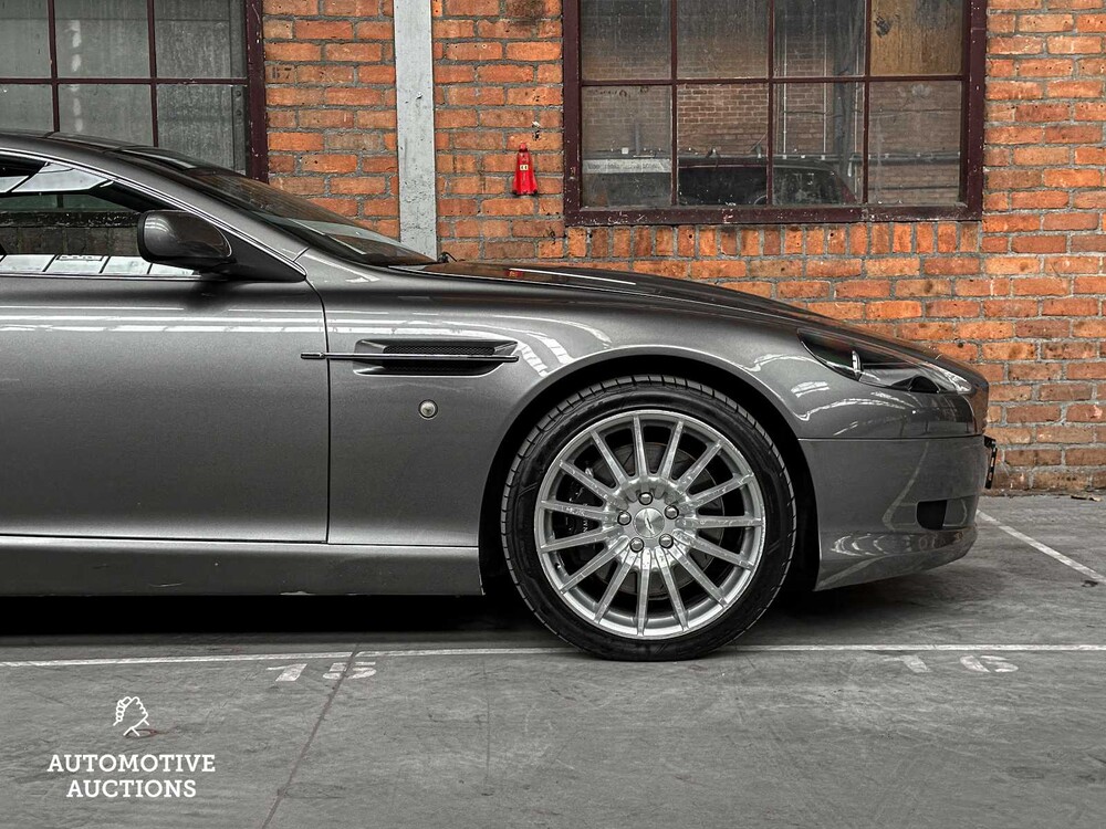 Aston Martin DB9 5.9 V12 457PS 2005 Youngtimer