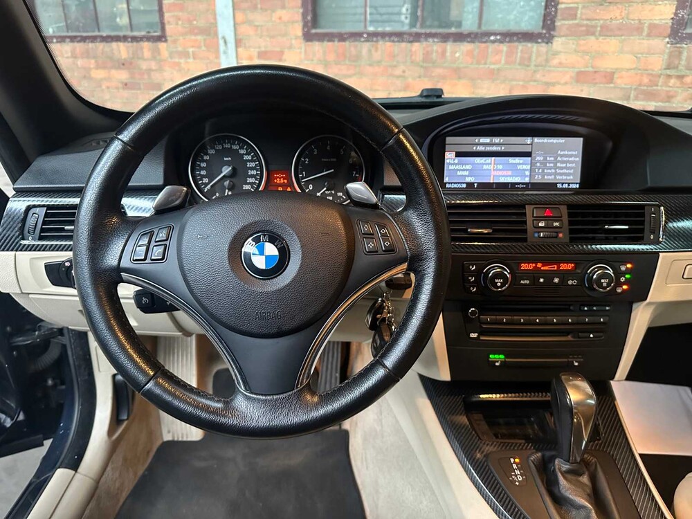 BMW 335i Cabriolet Executive E93 306pk 2008 3-Serie, 86-ZD-LV -Youngtimer-
