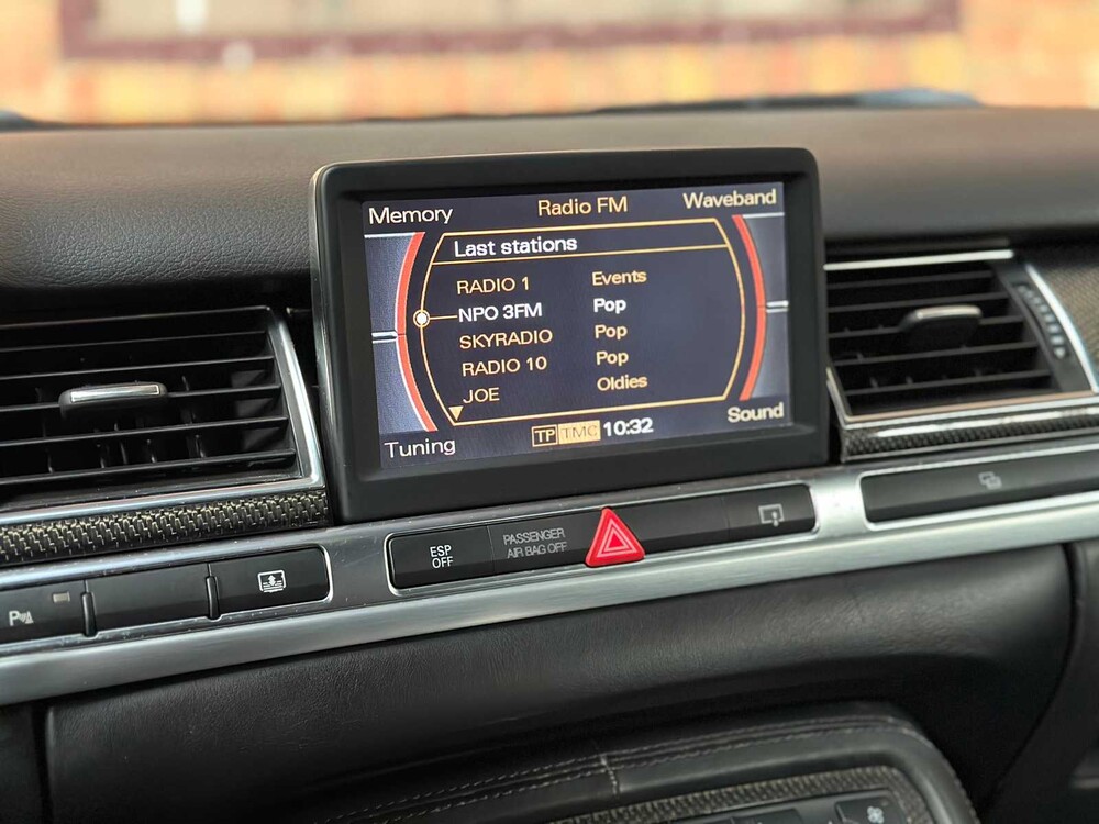 Audi S8 5.2 V10 Pro Line 450pk 2006, KS-763-K