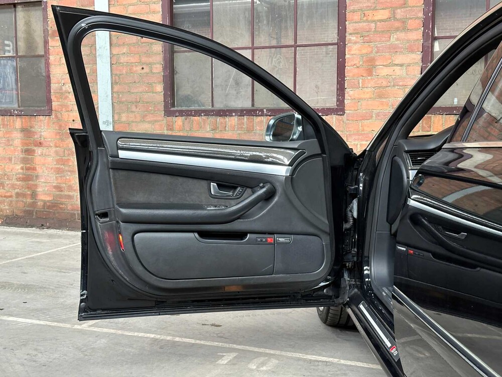 Audi S8 5.2 V10 Pro Line 450pk 2006, KS-763-K