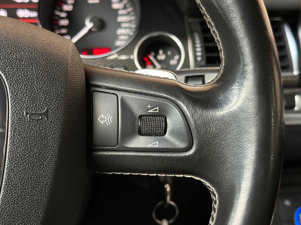 Audi S8 5.2 V10 Pro Line 450pk 2006, KS-763-K
