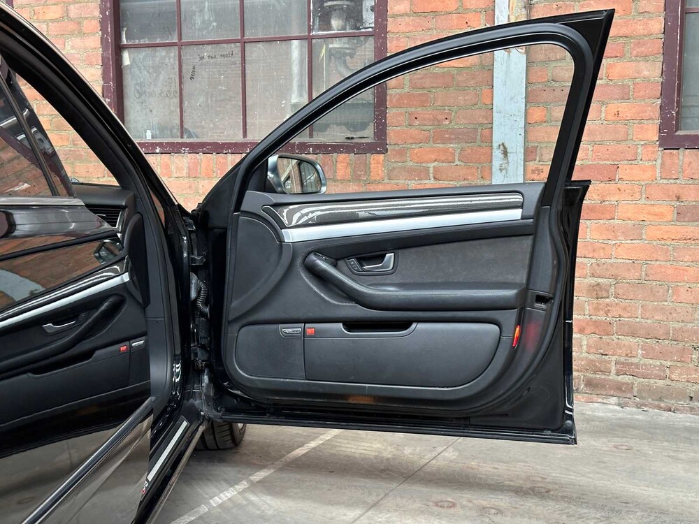 Audi S8 5.2 V10 Pro Line 450pk 2006, KS-763-K