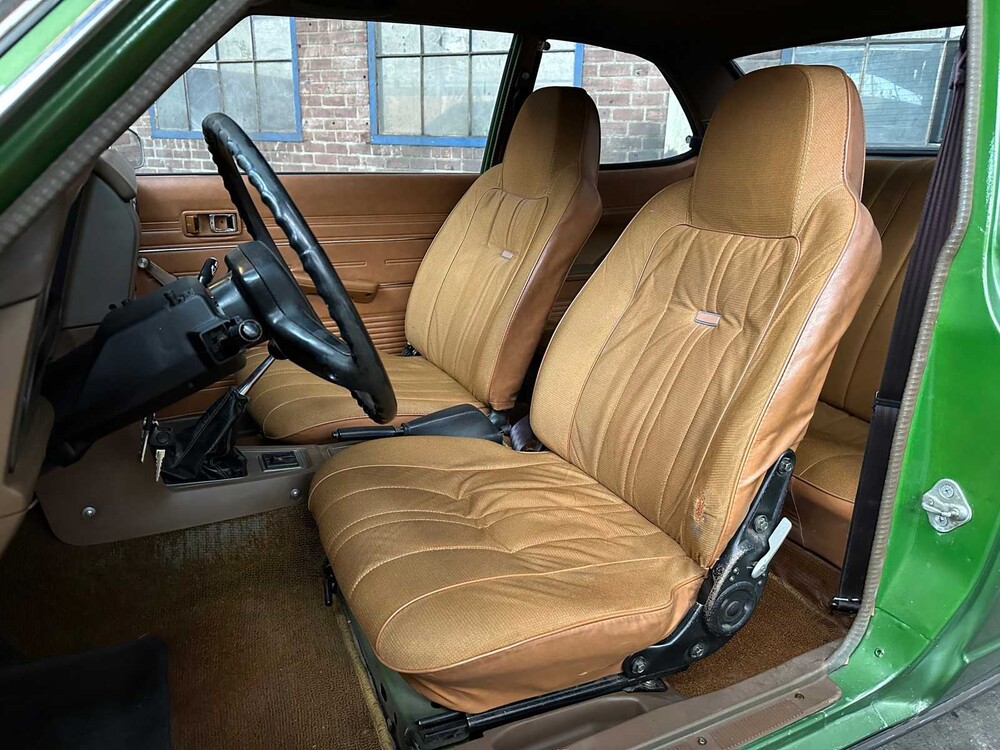 Toyota Carina 1.6 de Luxe 75pk 1976, 98-JU-66