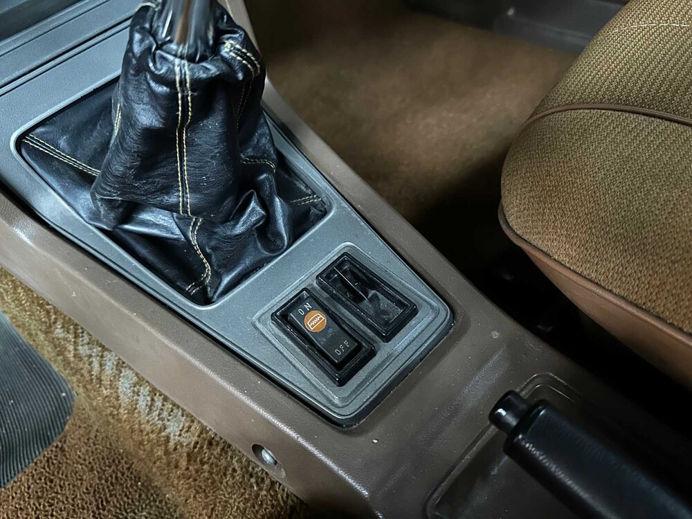 Toyota Carina 1.6 de Luxe 75pk 1976, 98-JU-66