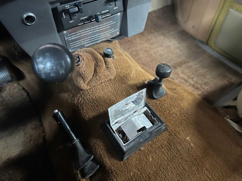 Land Rover Range Rover 3.5 V8 131hp 1975 ORIG-NL, NL-registration