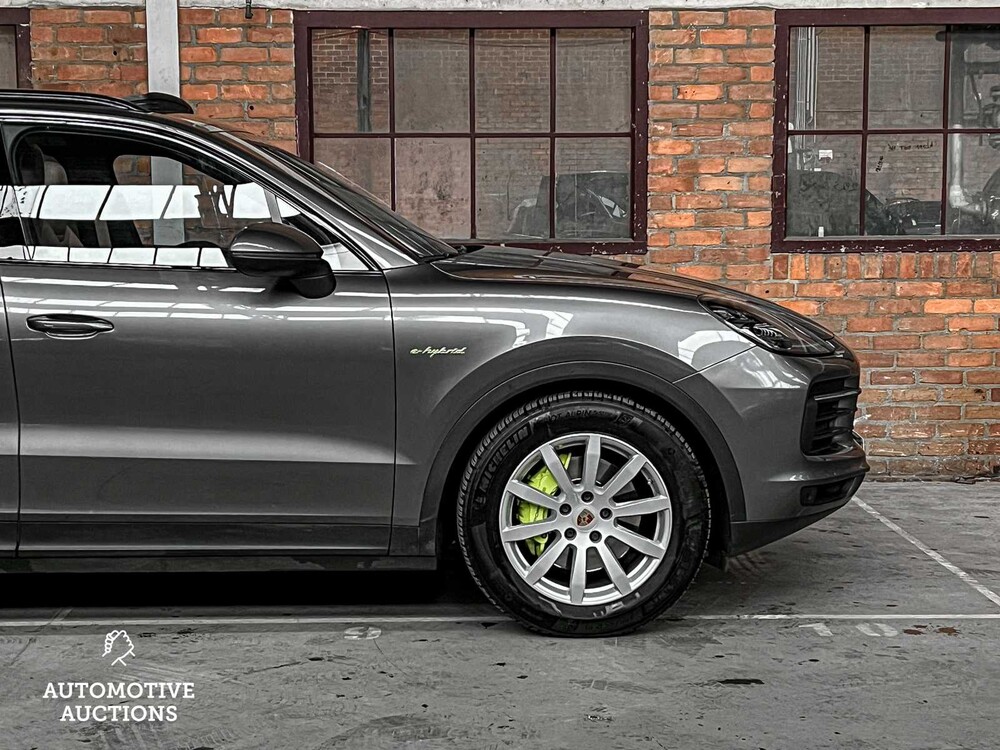 Porsche Cayenne E-Hybrid 3.0 V6 462hp Plug-In Sport-Chrono 2019 ORIG-NL, G-127-HL