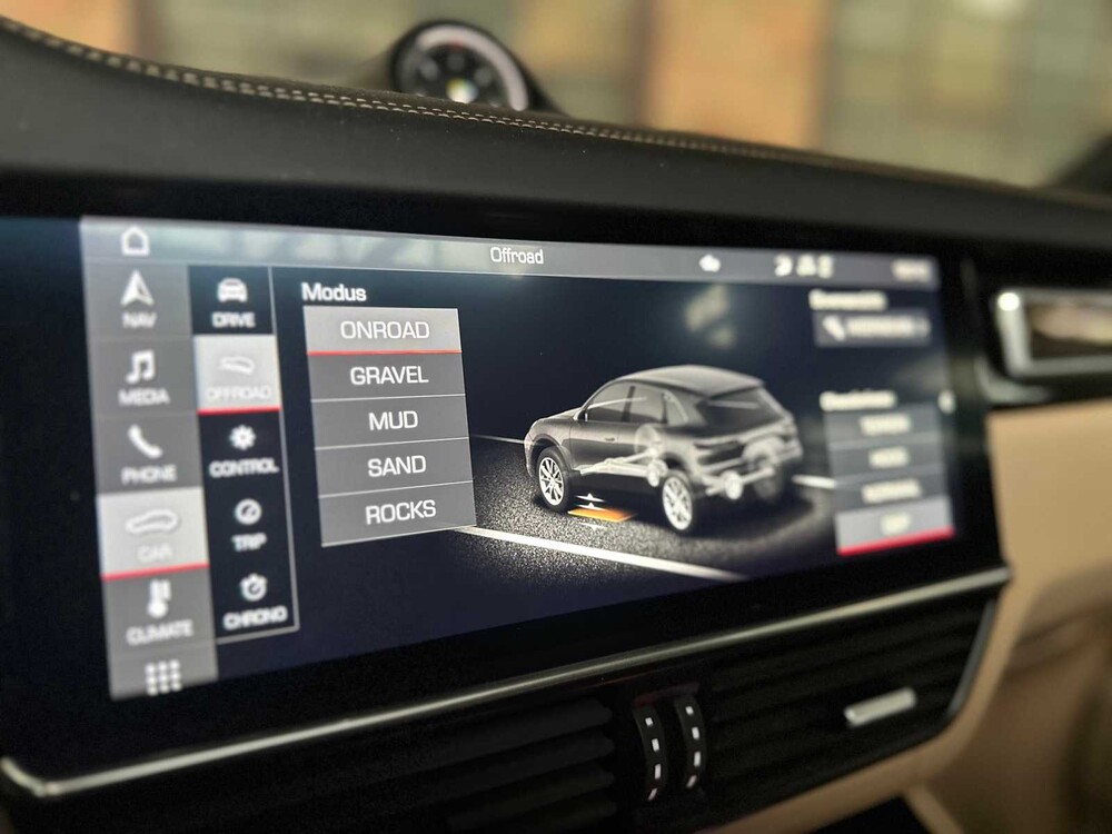 Porsche Cayenne E-Hybrid 3.0 V6 462hp Plug-In Sport-Chrono 2019 ORIG-NL, G-127-HL