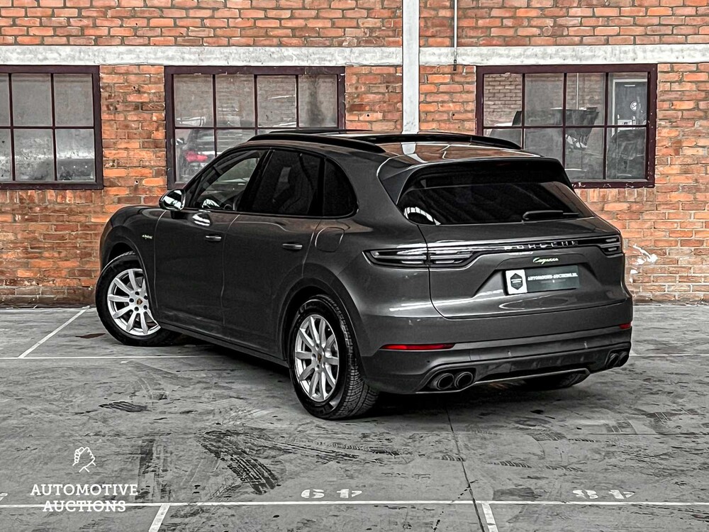 Porsche Cayenne E-Hybrid 3.0 V6 462hp Plug-In Sport-Chrono 2019 ORIG-NL, G-127-HL