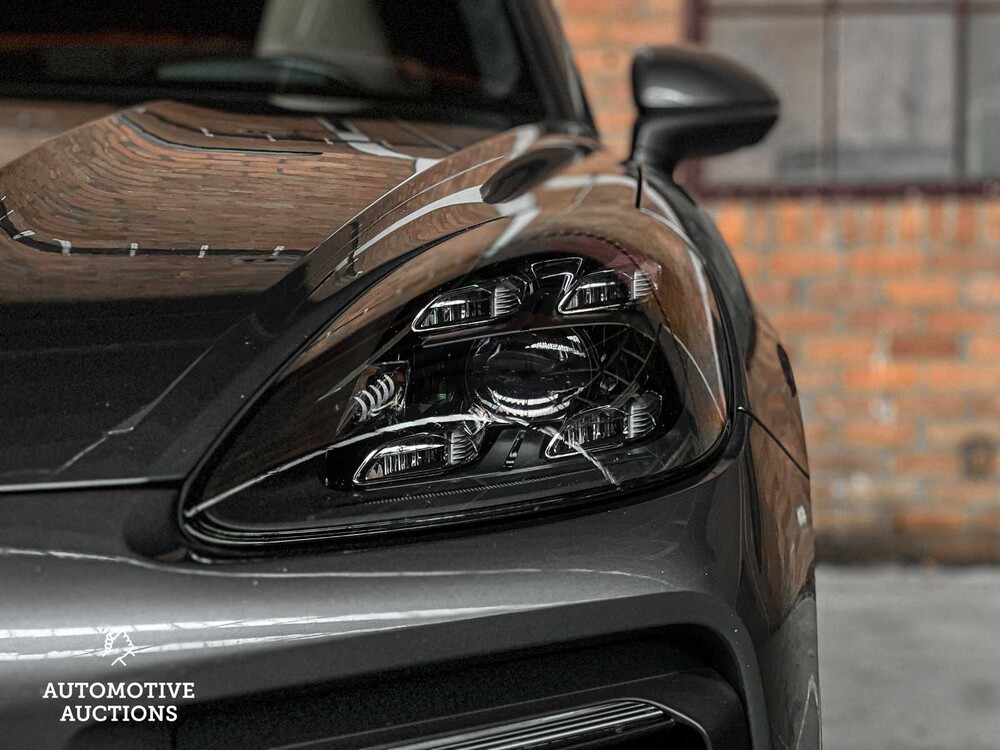 Porsche Cayenne E-Hybrid 3.0 V6 462hp Plug-In Sport-Chrono 2019 ORIG-NL, G-127-HL