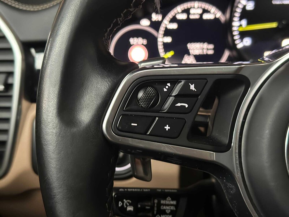 Porsche Cayenne E-Hybrid 3.0 V6 462hp Plug-In Sport-Chrono 2019 ORIG-NL, G-127-HL