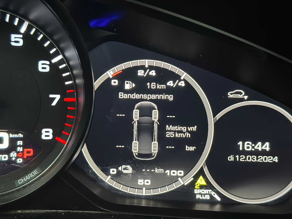 Porsche Cayenne E-Hybrid 3.0 V6 462hp Plug-In Sport-Chrono 2019 ORIG-NL, G-127-HL