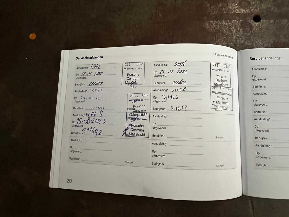 Porsche Cayenne E-Hybrid 3.0 V6 462hp Plug-In Sport-Chrono 2019 ORIG-NL, G-127-HL