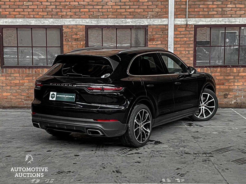 Porsche Cayenne E-Hybrid 3.0 V6 462hp 2018 Plug-In Sport-Chrono
