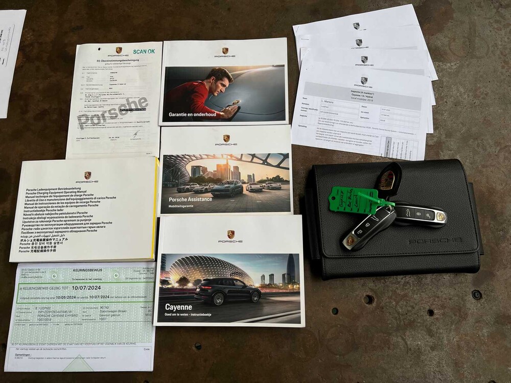 Porsche Cayenne E-Hybrid 3.0 V6 462hp 2018 Plug-In Sport-Chrono