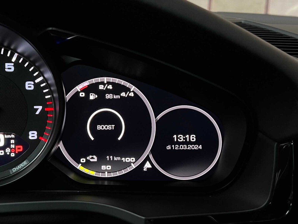 Porsche Cayenne E-Hybrid 3.0 V6 462hp 2018 Plug-In Sport-Chrono