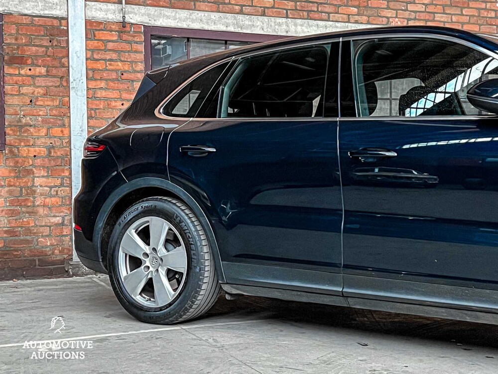 Porsche Cayenne E-Hybrid 3.0 V6 462hp 2019 Plug-In (ORIG-NL + 1st EIG), G-125-KD