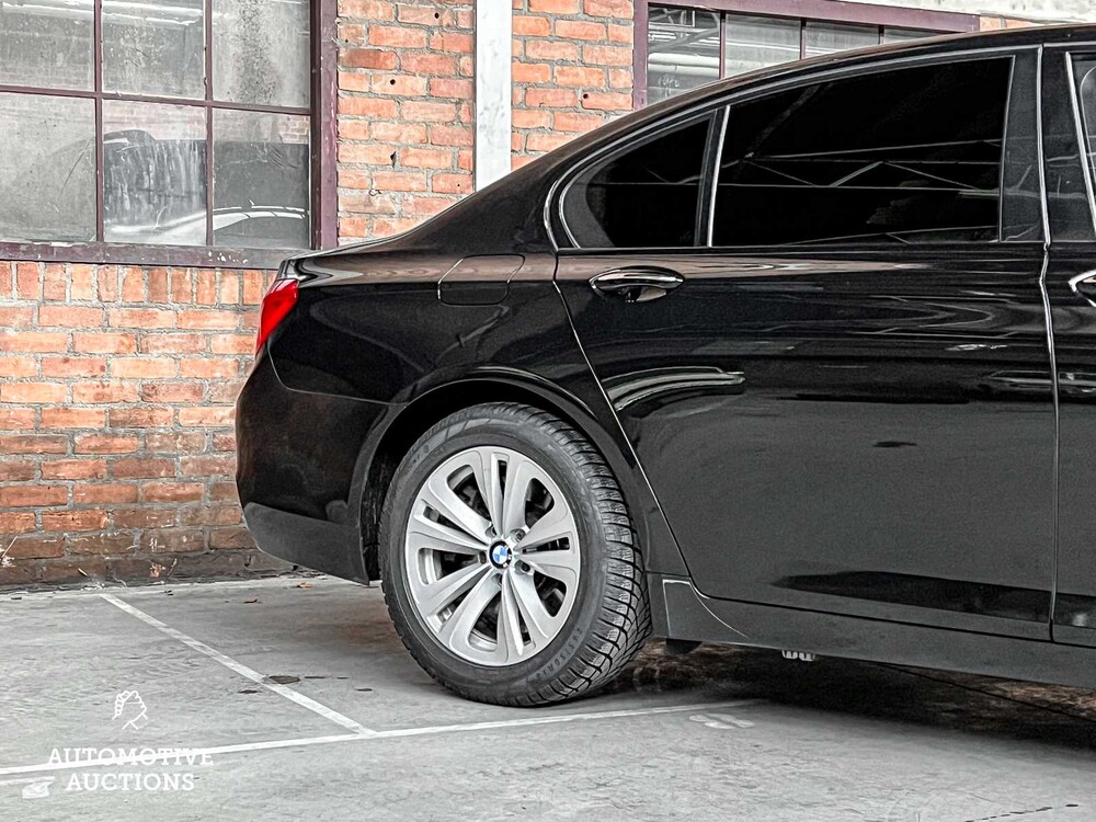 BMW 750i xDrive Executive V8 7-serie 408pk 2011 ORIG-NL, 21-PBB-4