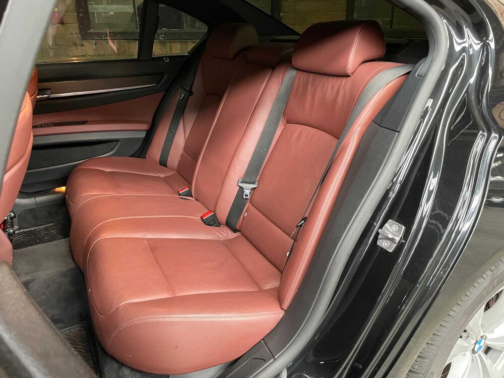 BMW 750i xDrive Executive V8 7-serie 408pk 2011 ORIG-NL, 21-PBB-4