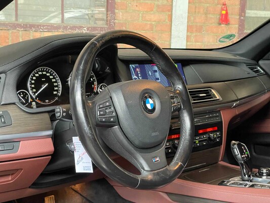 BMW 750i xDrive Executive V8 7-serie 408pk 2011 ORIG-NL, 21-PBB-4