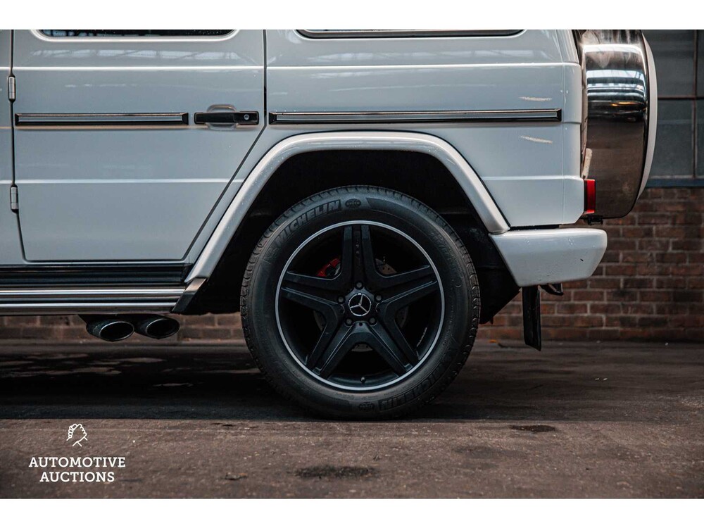 Mercedes-Benz G63 AMG 5.5 V8 G-Class 571hp 2015 