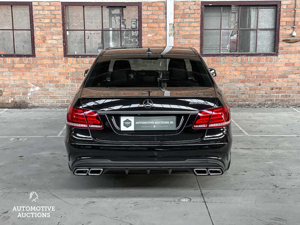 Mercedes-Benz E350 AMG 3.5 V6 4Matic Sport Editions 306hp 2016 E-Class