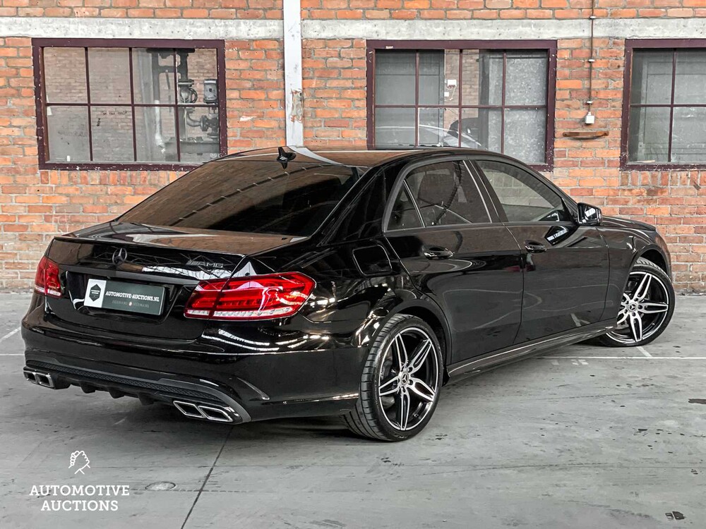 Mercedes-Benz E350 AMG 3.5 V6 4Matic Sport Editions 306hp 2016 E-Class