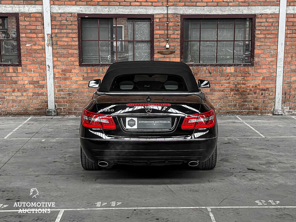 Mercedes-Benz E350 Cabriolet 3.5 V6 CGI Avantgarde 7G-Tronic Plus 306PS 2012 E-Klasse, R-976-XF