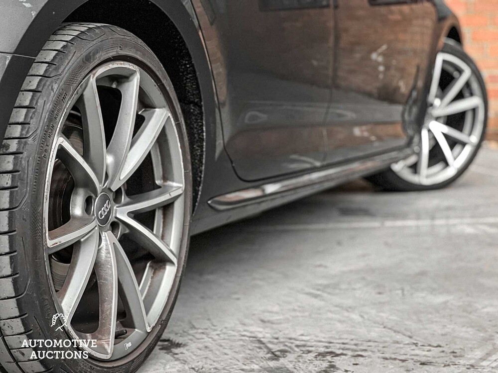 Audi A4 Avant S-Line 2.0 TDI Sport Edition 150hp 2018 ORIG-NL, PX-033-L