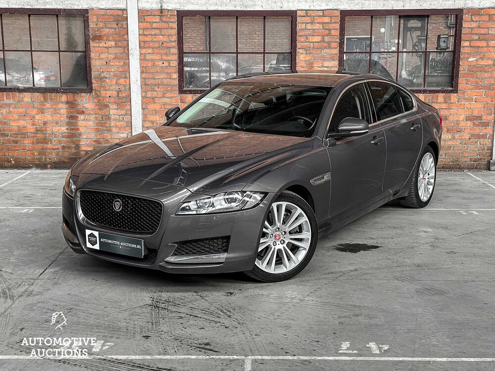 Jaguar XF 3.0d Portfolio -FACELIFT- 300hp 2016 ORIG-NL, JS-305-N
