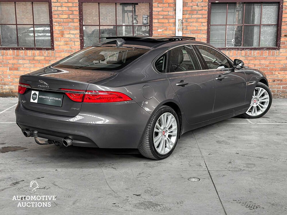 Jaguar XF 3.0d Portfolio -FACELIFT- 300hp 2016 ORIG-NL, JS-305-N