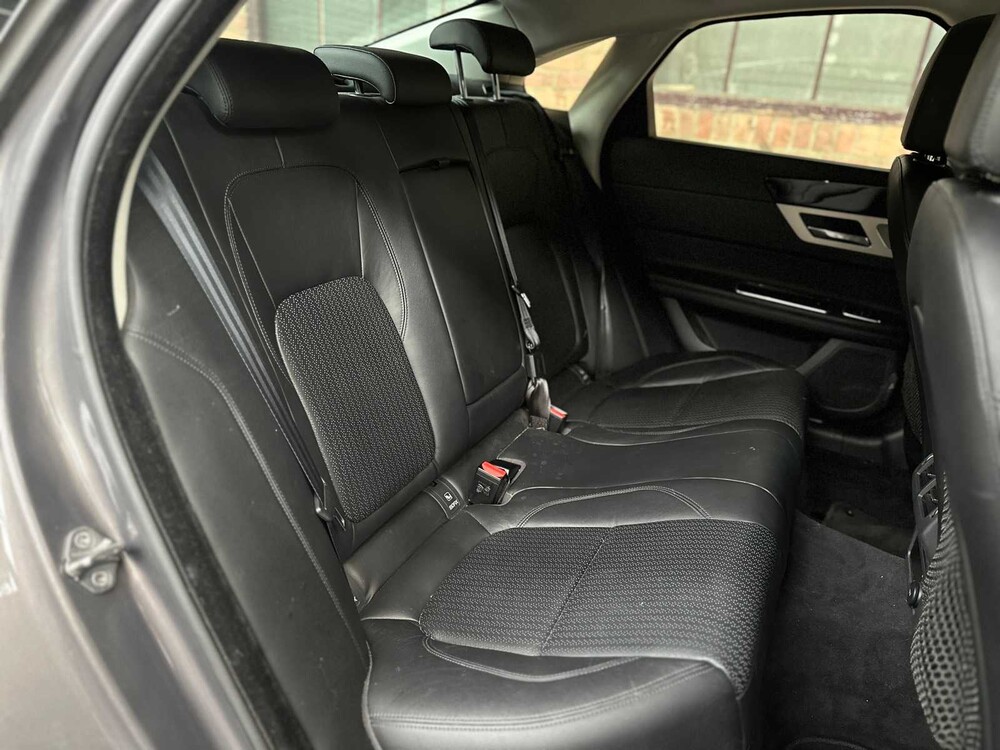 Jaguar XF 3.0d Portfolio -FACELIFT- 300hp 2016 ORIG-NL, JS-305-N