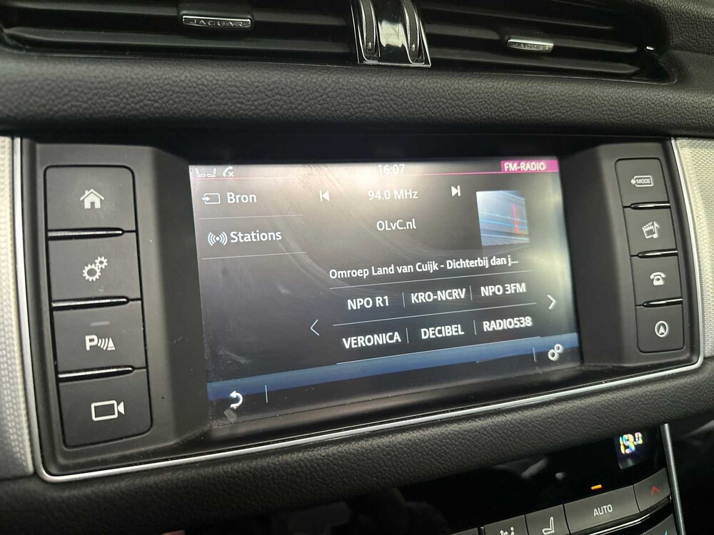 Jaguar XF 3.0d Portfolio -FACELIFT- 300hp 2016 ORIG-NL, JS-305-N