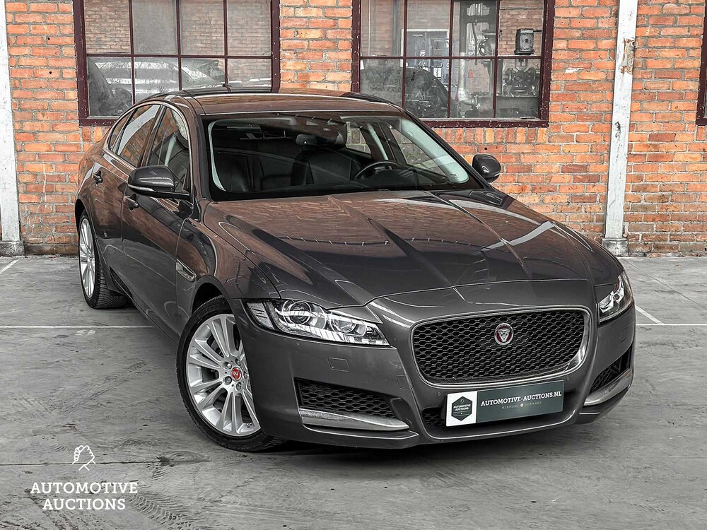 Jaguar XF 3.0d Portfolio -FACELIFT- 300hp 2016 ORIG-NL, JS-305-N