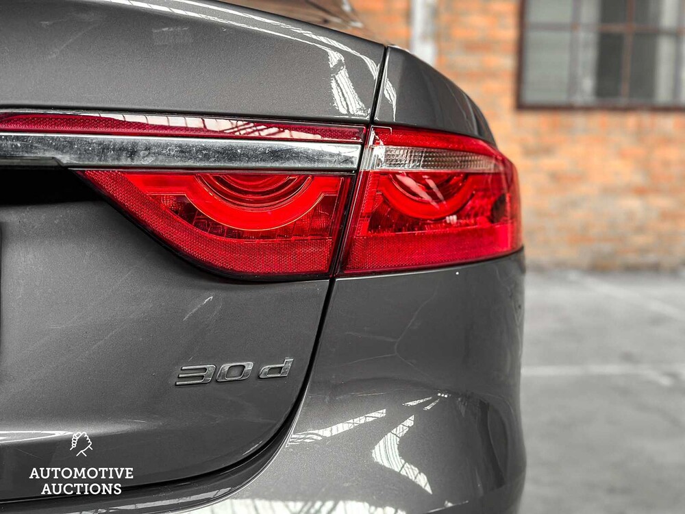 Jaguar XF 3.0d Portfolio -FACELIFT- 300hp 2016 ORIG-NL, JS-305-N