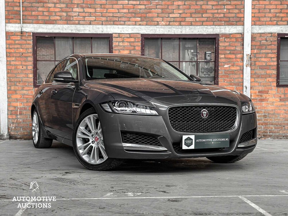 Jaguar XF 3.0d Portfolio -FACELIFT- 300hp 2016 ORIG-NL, JS-305-N