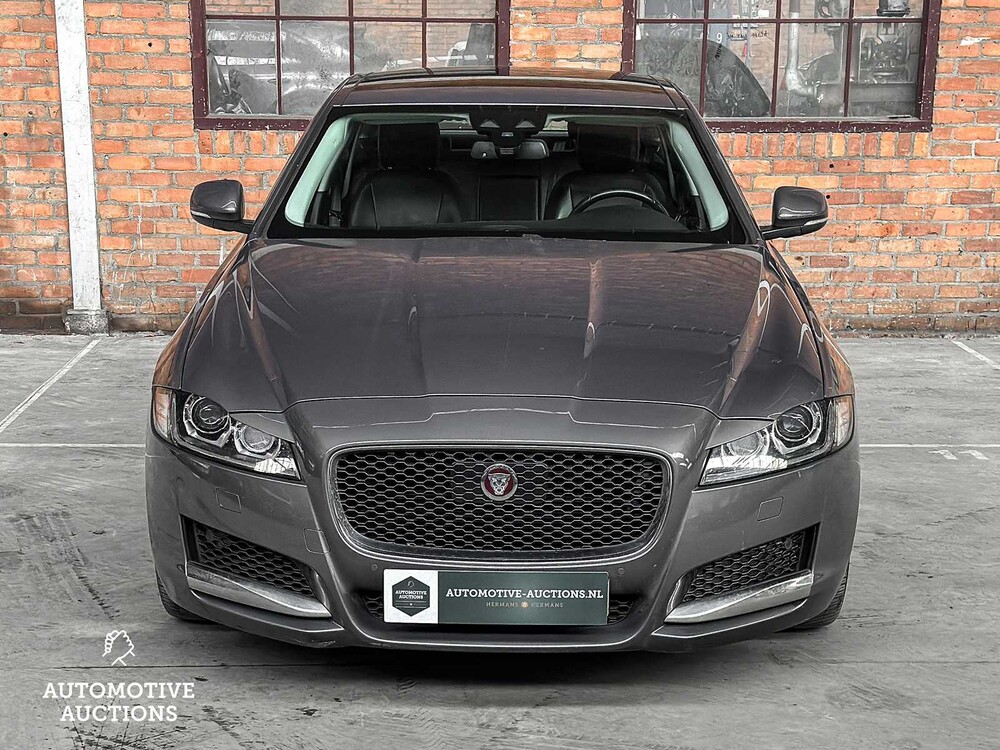 Jaguar XF 3.0d Portfolio -FACELIFT- 300hp 2016 ORIG-NL, JS-305-N