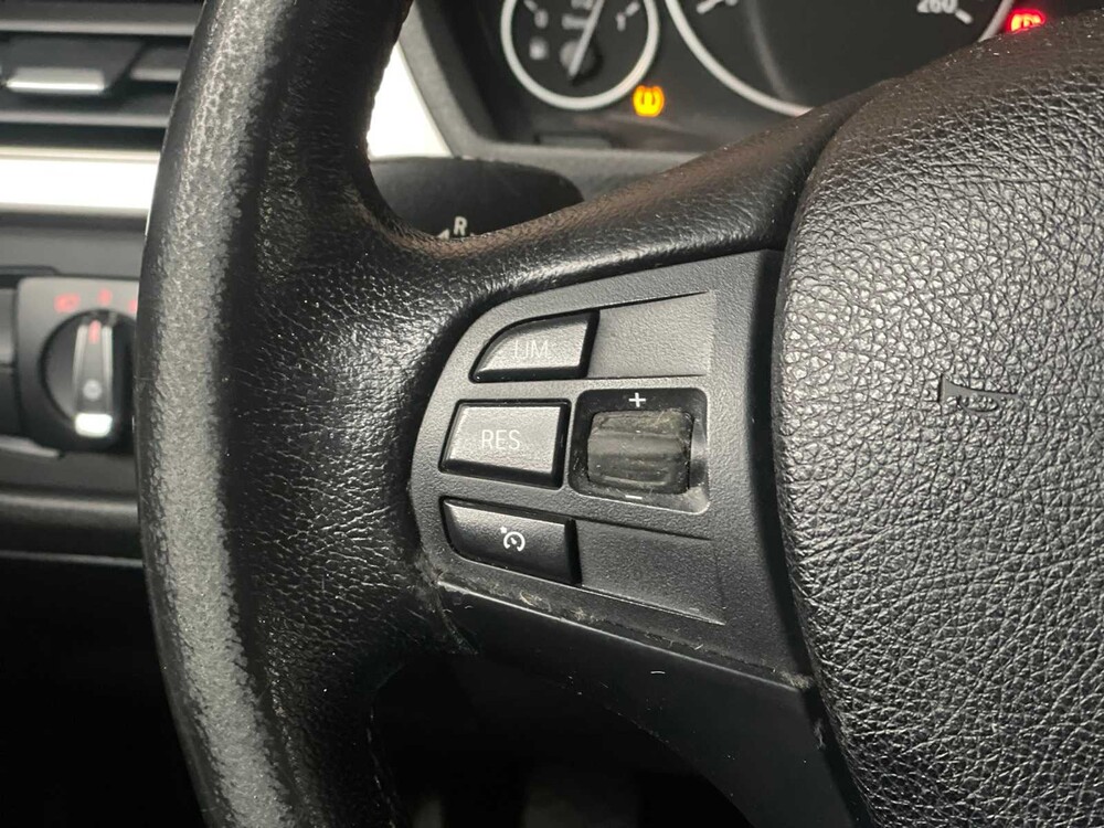 BMW 318d Touring 143hp 2015 3-Series