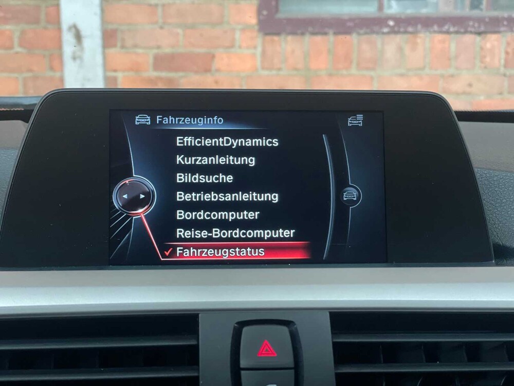 BMW 318d Touring 143hp 2015 3-Series