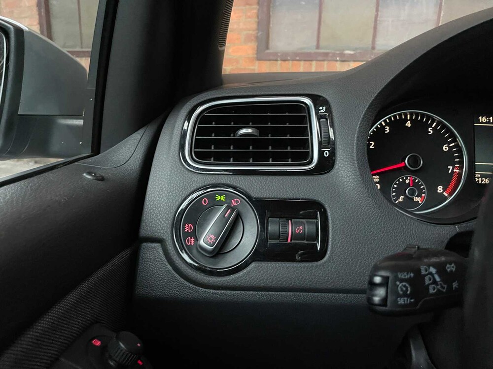 Volkswagen Polo GTI 1.4 TSI 179hp 2011, H-608-TK