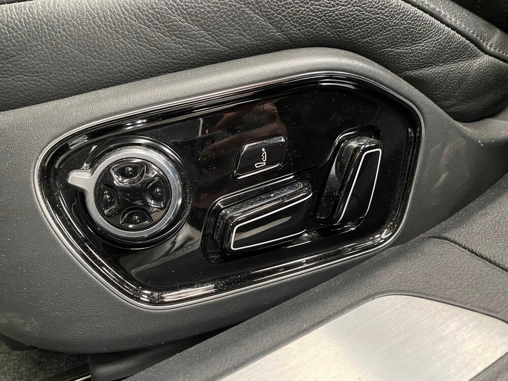 Audi A8 Long 6.3 W12 Quattro 500hp 2012